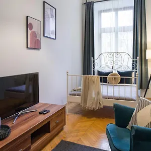  Appartement Wawelove Royal Spacious 2 Bedroom Apt 1 Min To Main Sq! Pologne