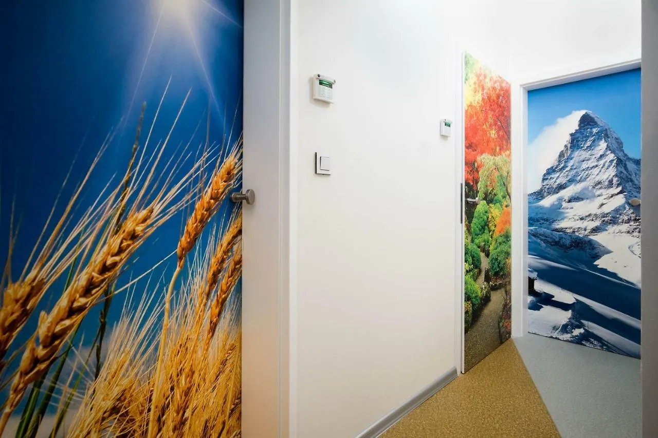 Apartment Four Year Seasons - Walkable To Centre, Metro And Riverside Prague Czech Republic