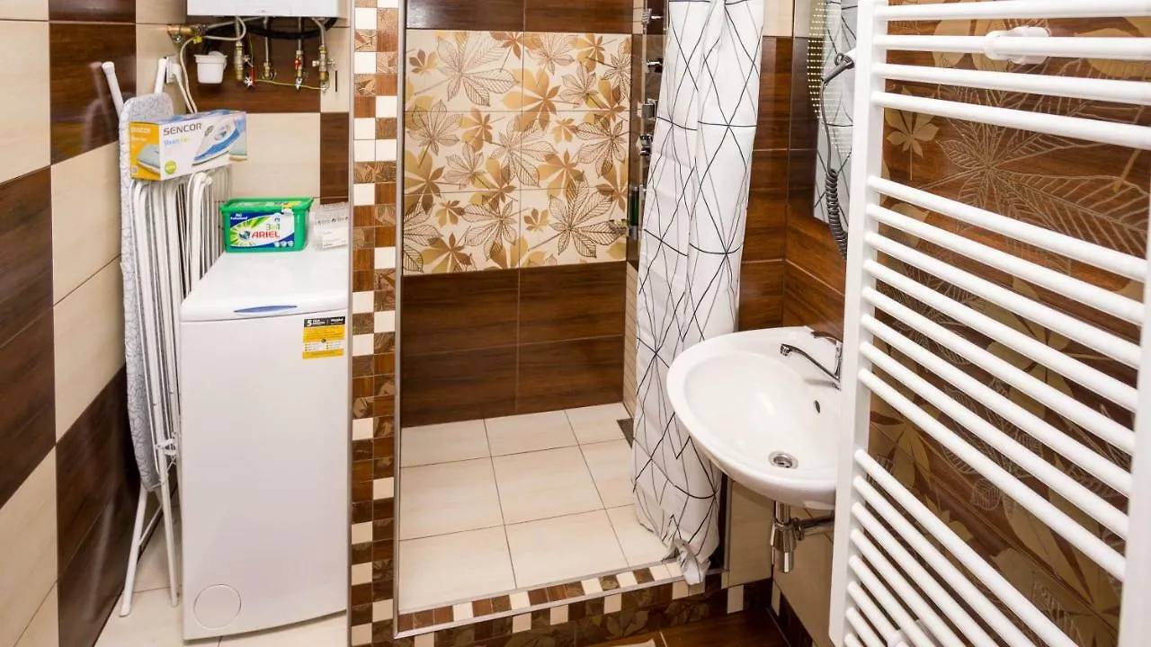 Apartment Four Year Seasons - Walkable To Centre, Metro And Riverside Prague 0*,